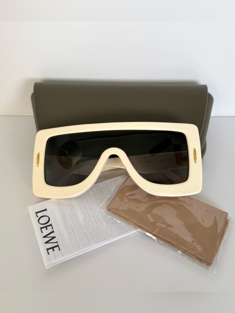 NEW!! Loewe mask sunglasses LW40104I 25A Authentic